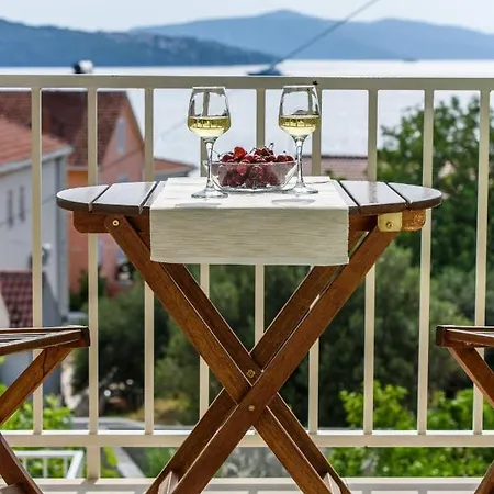 Dubravka Apartment Trogir