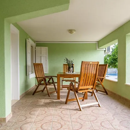 Apartmán Dubravka *