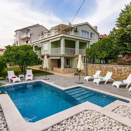 Dubravka Apartment