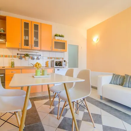 Dubravka Apartment Trogir